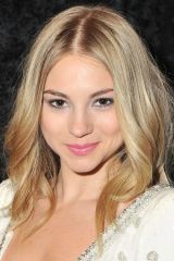 Allie Gonino as Laurel Mercer