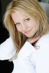 Candace Cameron Bure as DJ Tanner-Fuller