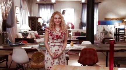 Carrie Bradshaw's Avery Sunglasses-Print Dress on The Carrie Diaries