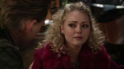 Carrie Bradshaw's Salsa Faux Fur Collar Coat on The Carrie Diaries