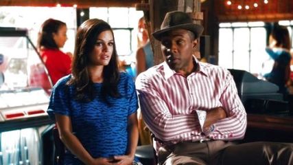 Dr. Zoe Hart's Tiger Night Dress on Hart of Dixie