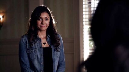 Elena Gilbert's Slim-Fit Denim Shirt in Fiddle Wash on The Vampire Diaries