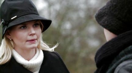 Emma Swan's Gabrielle Bow Hat on Once Upon A Time