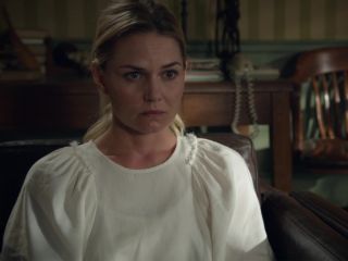Emma Swan's 'Ravine' Bell Sleeve Silk & Linen Top on Once Upon A Time