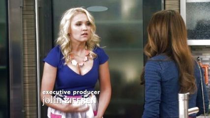 Gabi Diamond's Short Layered Chevron Necklace on Young & Hungry