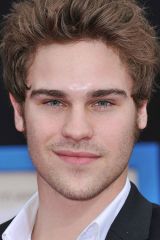 Grey Damon as Grayson Montrose