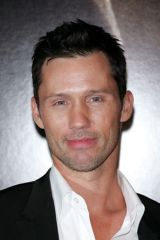 Jeffrey Donovan as Michael Westen