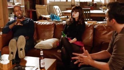 Jess Day's Knee length skirt on New Girl