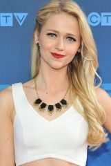 Johanna Braddy as Shelby Wyatt