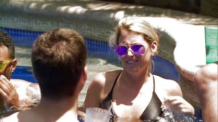 Juelia Kinney's 'Chloe' Wrap Bikini Top on Bachelor in Paradise