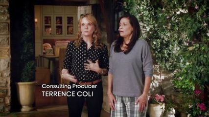 Kathryn Kennish's Diamond Print Shirt on Switched At Birth