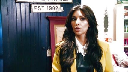 Kim Kardashian's Sliver Tuxedo crepe blazer on Keeping Up With The Kardashians
