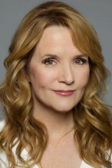 Lea Thompson as Kathryn Kennish