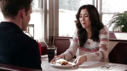 Maggie Landers's Long-Sleeve Graphic-Knit Sweater on The Carrie Diaries