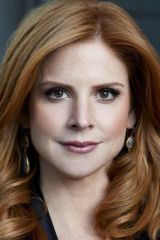 Sarah Rafferty as Donna Paulsen