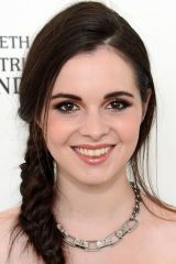 Vanessa Marano as Bay Kennish