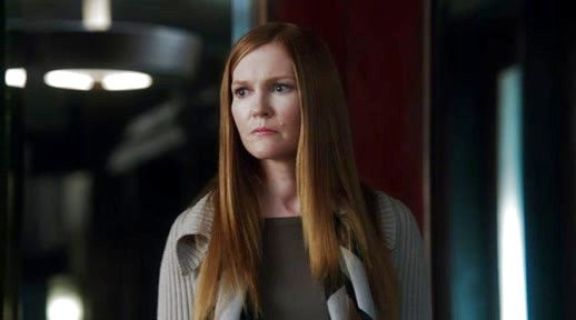 Abby Whelan's Belted Honeycomb Cardigan in Khaki on Scandal