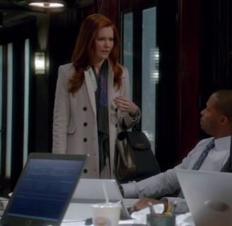 Abby Whelan's Eartha Metallic Colorblock Leather Tote Bag, Gold on Scandal