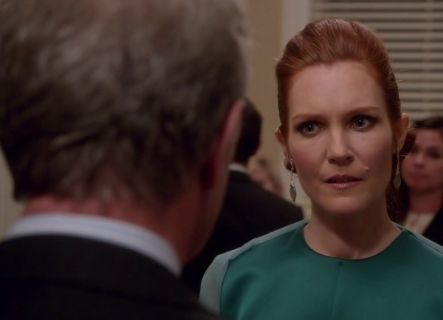 Abby Whelan's Elongated Lucite Pave Earring on Scandal