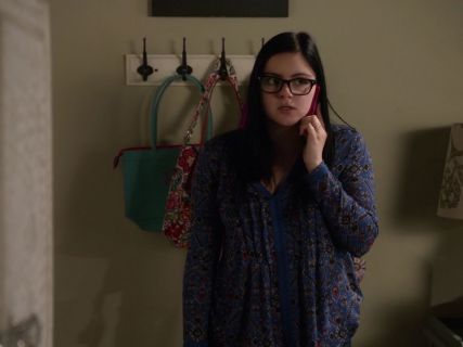 Alex Dunphy's Blue Printed Placket Top on Modern Family