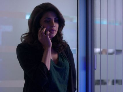 Alex Parrish's Whisper Cotton V-Neck Pocket Tee on Quantico