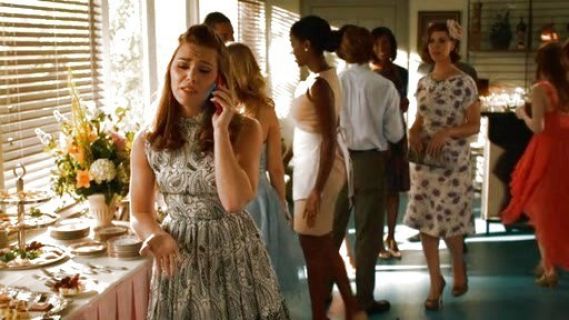 Annabeth Nass's Paisley Print Flared Dress on Hart of Dixie