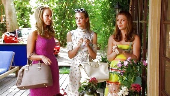 Annabeth Nass's Ribboned Quilotoa Dress on Hart of Dixie