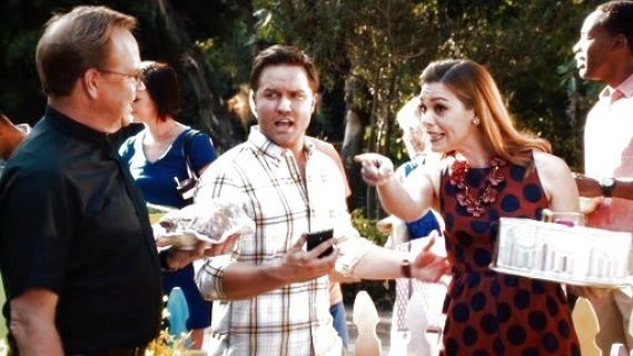 Annabeth Nass's Rokin Dress on Hart of Dixie