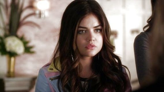 Aria Montgomery's A Spin Around the Colorblock Jacket on Pretty Little Liars