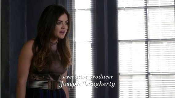 Aria Montgomery's Bonheur Striped Belt on Pretty Little Liars