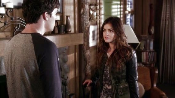 Aria Montgomery's Faux Leather Sleeve Camo Stud Army Jacket on Pretty Little Liars