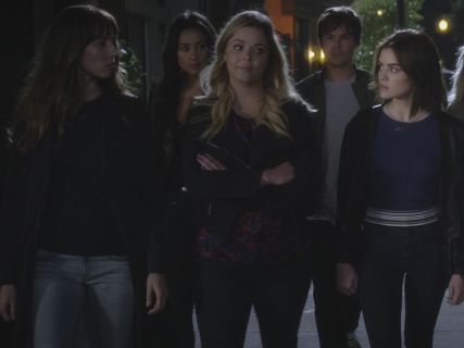 Aria Montgomery's Striped Cropped Sweater on Pretty Little Liars