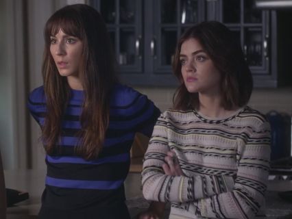 Aria Montgomery's Textured Striped Sweater on Pretty Little Liars