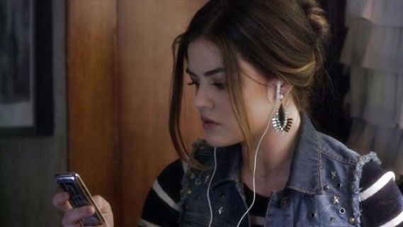 Aria Montgomery's Tokyo Earring on Pretty Little Liars