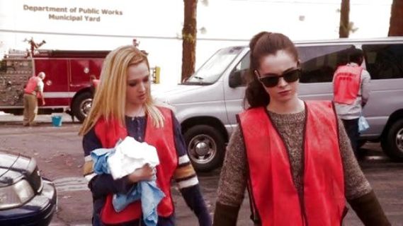 Bay Kennish's Colorblocked Cable Knit Sweater on Switched At Birth