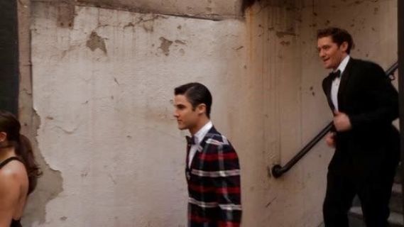 Blaine Anderson's NAVY AND RED TARTAN SKINNY FIT BLAZER on Glee