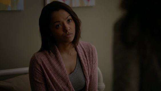 Bonnie Bennett's Beached Shell Cardigan in Pink on The Vampire Diaries