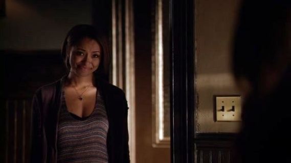 Bonnie Bennett's Ismare Cabled Cardi on The Vampire Diaries