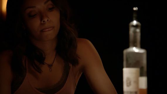 Bonnie Bennett's Notched Flower Red Pearl Necklace on The Vampire Diaries