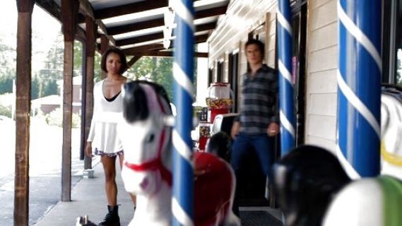 Bonnie Bennett's Raw-Edge V-Neck Top on The Vampire Diaries