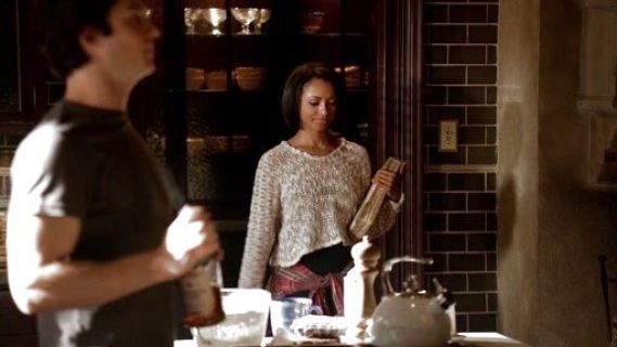 Bonnie Bennett's Virtual Insanity Cropped Sweater on The Vampire Diaries