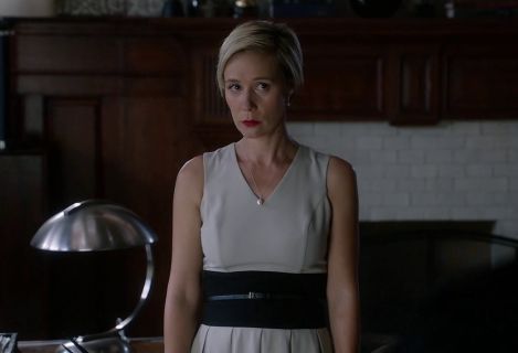 Bonnie Winterbottom's Colorblock V-Neck Belted Fit Flare Sleeveless Dress on How to Get Away With Murder