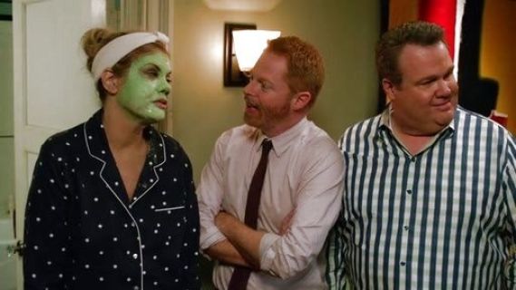 Brenda's Cotton Twill Pajamas on Modern Family