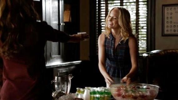Caroline Forbes's AE Printed Chiffon Peplum Tank on The Vampire Diaries