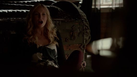 Caroline Forbes's Knit Jegging on The Vampire Diaries