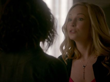 Caroline Forbes's Lapis Lazuli Y Necklace Lapis Necklace  on The Vampire Diaries