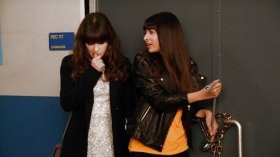 Cece Parekh's skinny trousers on New Girl