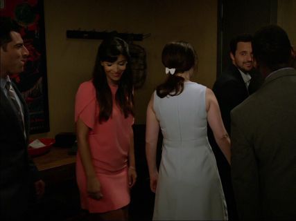Cece Parekh's 'Sunday' Crepe Shift Dress on New Girl