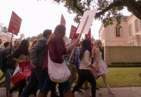 Chanel Oberlin's Rockstud Cage Pump in Bubble Gum Pink on Scream Queens