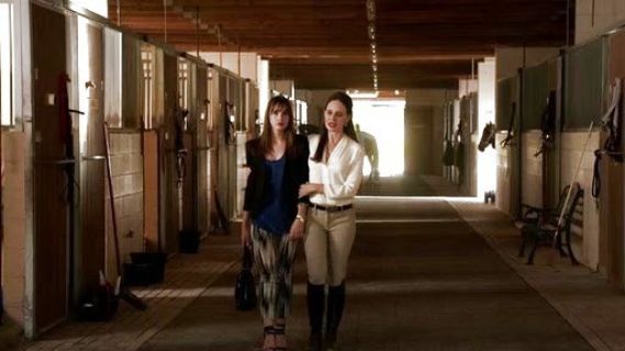 Charlotte Grayson 's Blazer - Tux on Revenge